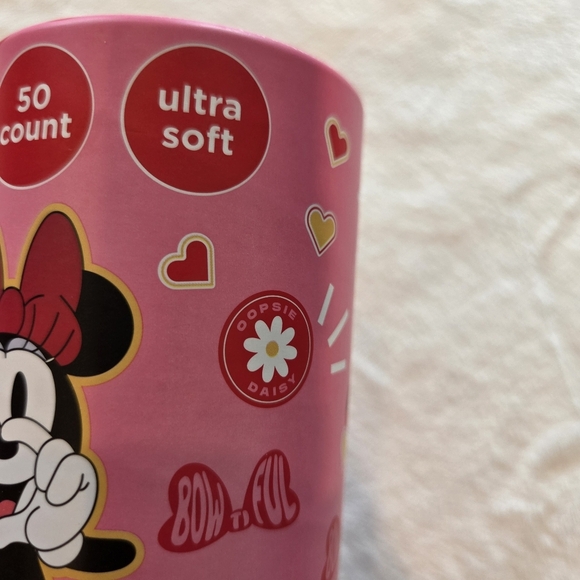 🌴3/$15🌴 Disney Minnie Mouse Tissue 2ply Ultra Soft 50 ct Cup Holder Canister - Picture 9 of 10